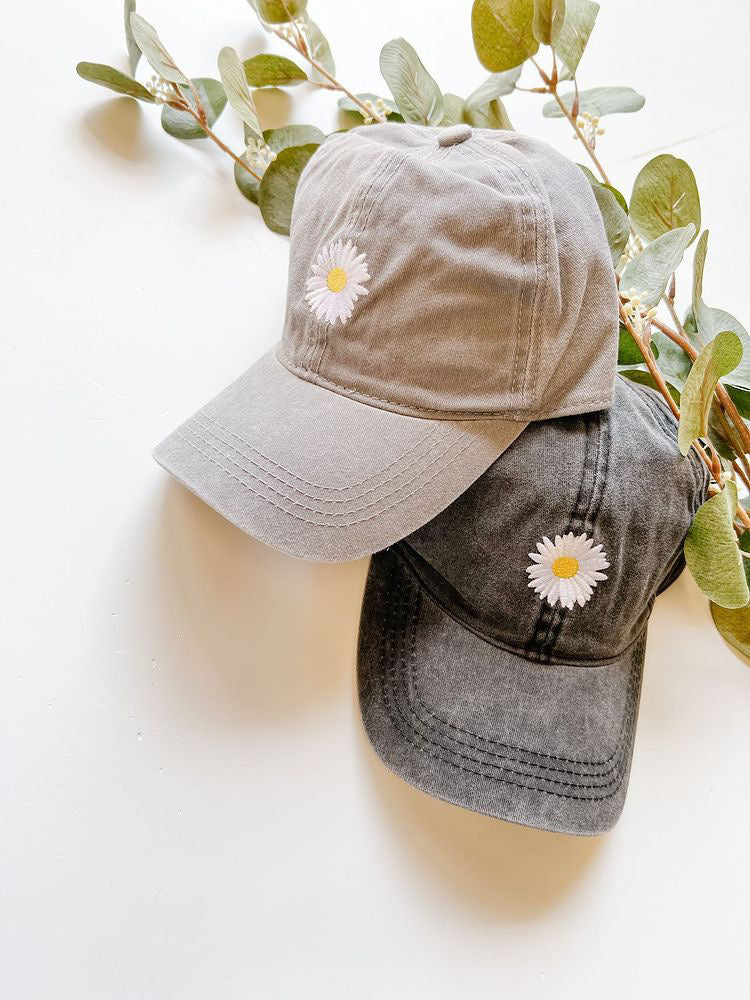 FLASH SALE - The Anat - Daisy Embroidered Hat (3 Colours)