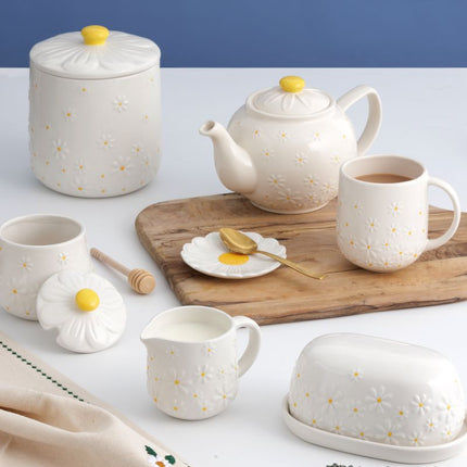 Daisy 6 Cup Teapot