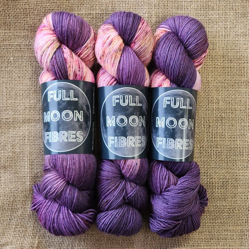 Full Moon Fibres Solar Sock - Hellebore