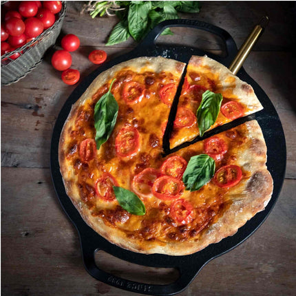 Victoria Cast Iron Pizza Pan