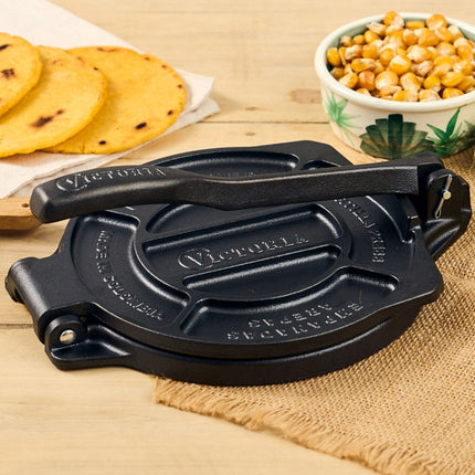 Victoria Cast Iron Tortilla Press
