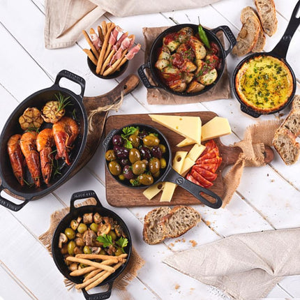Victoria Cast Iron Saucepan- 1.9L