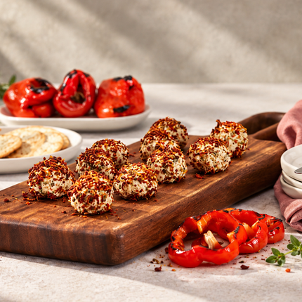 Mix Roasted Pepper Cheeseball