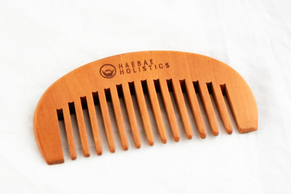 Wooden De-Frizzing Beard Comb