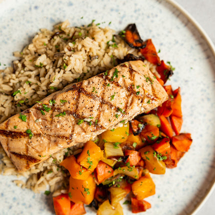 Grilled Atlantic Salmon Fillet in Smoky Maple Butter Dinner Kit