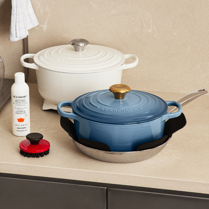 Le Creuset Cookware Cleaner